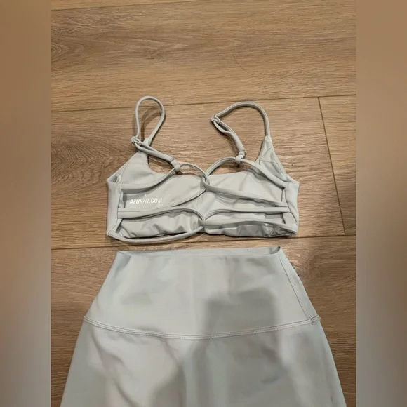 Azur workout set - Picture 2 of 2